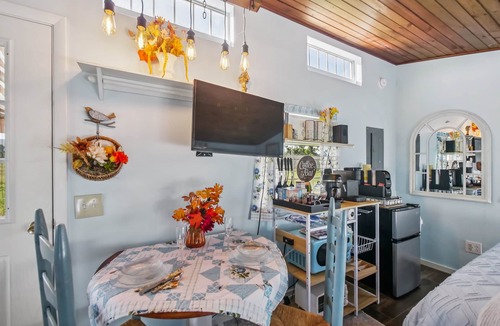 Mount Jackson Cabin | Cozy Tiny Home Retreat On Shenandoah Valley Farm 1 Bedroom Cabin