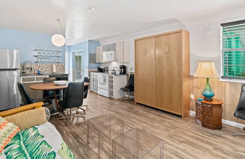 Satellite Beach Apartment | (D) SPACE FORCE SUITES - STUDIO W/ BEACH ACCESS