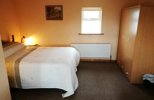 Creegh House | Danubio Guest Accommodation