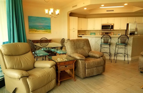 Orange Beach Condo | DATES LEFT IN JUL 26-30, AUG 9-SEPT 3,POOL,LAZY RIVER,FREE BOAT SLIP