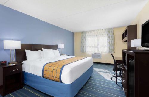 Augusta Hotel | Days Inn by Wyndham Augusta