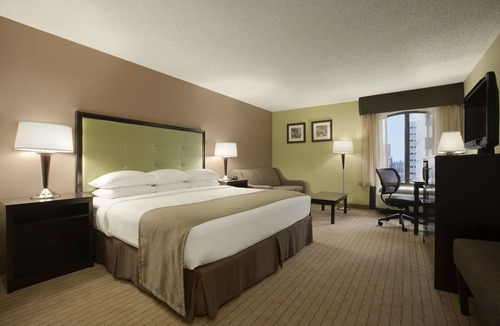Downtown West Hotel | Days Inn by Wyndham Baltimore Inner Harbor