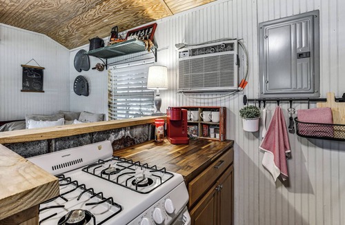 Dayton Cottage | Dayton Cabin on 42-acre Farm: Fish, Hike, Unwind!