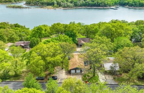 Shell Knob House | Deck & Table Rock Lake View: Shell Knob Escape!