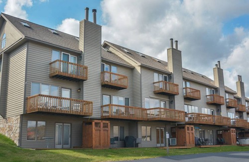 McHenry House | Deep Creek Village 20: Spacious Townhome Across from Wisp Resort