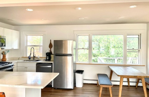 Topsham House | Delightful 4-bedroom house with WiFi in charming Topsham