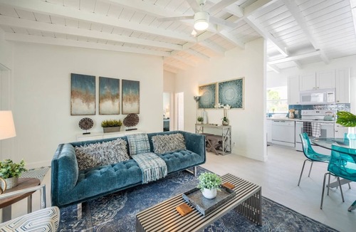 Middle River Terrace House | Designer Pool Home! BNR Vacation Rentals