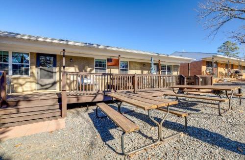 Greers Ferry House | Devil’s Fork Resort Cabin w/Designated Boat Slip!