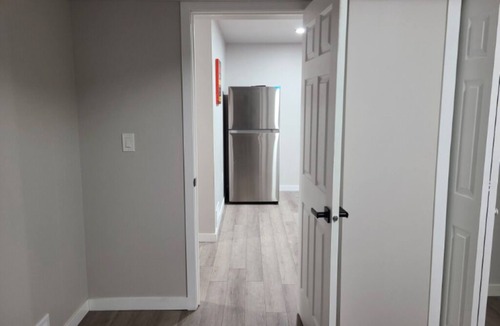 Winnipeg House | Devonshire Cozy Haven