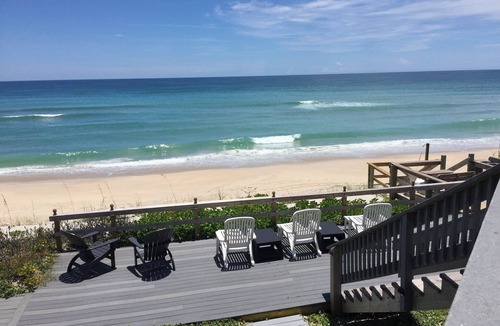 Melbourne Beach House | Direct Oceanfront Honeymoon Suite- Bonzer
