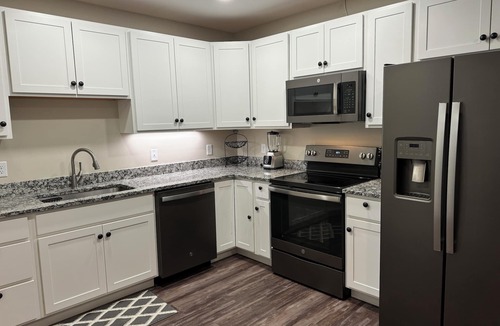 Oakland House | Discover Oakland charm near Colby College 10 min