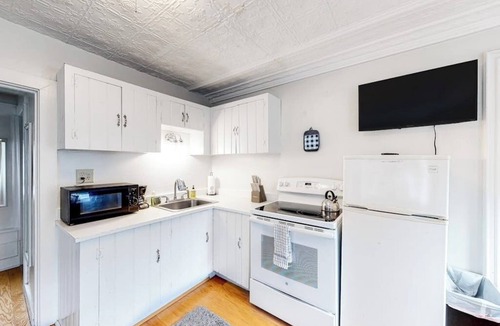 Castine House | Downtown Studio w/Full Kitchen & Shared Porch - Walk Everywhere in Town