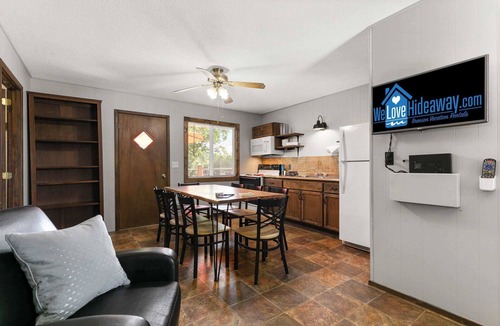 Jenkins Cabin | Duplex Cabin · Pool + Lake Access · Near Branson