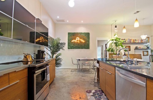 Bolivar House | Eclectic & Romantic - Walk to Historic Downtown Harpers Ferry