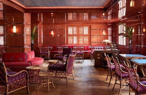 Mount Vernon House | Elegant Room Ideal for Art Enthusiasts w/Vintage Decor in Mt. Vernon, Pets Free