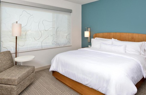 Leawood Hotel | Element by Marriott Overland Park