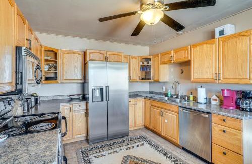 Elfrida House | Elfrida Home w/Yard & Fire Pit: 14 Mi to Wineries