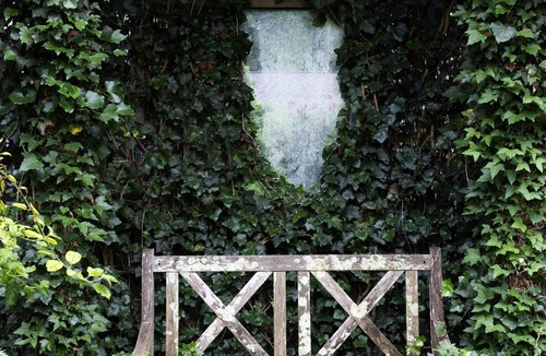 Bridgehampton Cottage | Enchanted Hamptons Cottage in NYTimes Garden