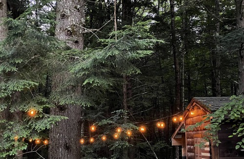 Fryeburg House | Enchanting Cabin close to N. Conway Kayaking, Hiking, Skiing