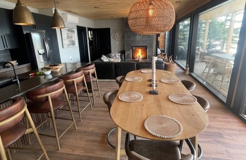 South Harbour House | Epic Oceanfront Escape Pool,Hot tub,Sauna