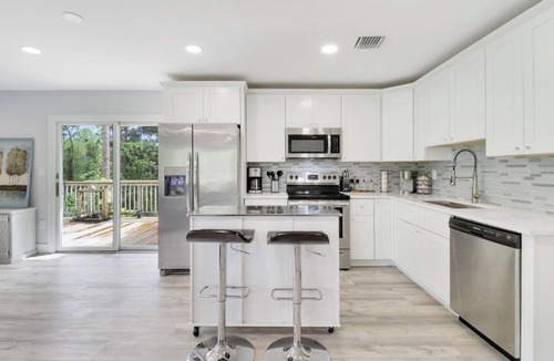 Palm Beach Country Estates House | Estate escape with 2 houses, pool, Roger stadium, Beach, Alton, PGA and I-95
