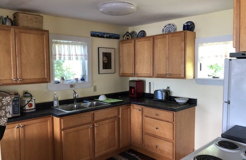 Peaks Island House | Evergreen cottage 5' from the water with private beach.