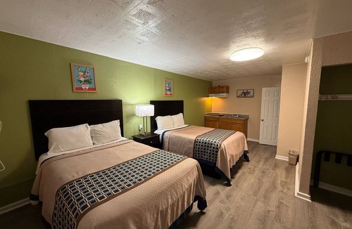 Eagle Pass Hotel | Executive Inn and Kitchenette Suites
