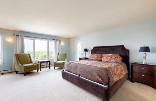East Boothbay House | Expansive Modern Home w/Ocean View, Gorgeous Garden & Dog-friendly