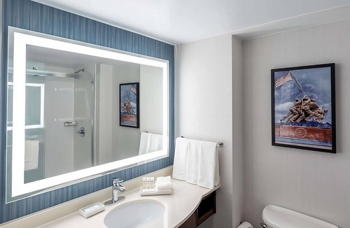 Radnor - Fort Myer Heights Hotel | Explore Washington, DC w/Ease | Upscale Urban Getaway Near the Metro