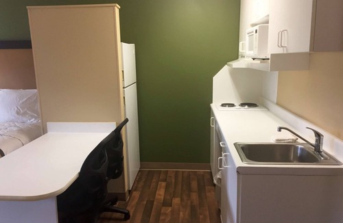 Newtonville Hotel | Extended Stay America Suites Albany SUNY