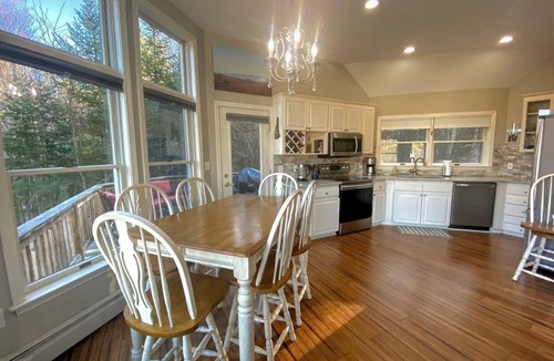 Carroll Cabin | Fabulous Bretton Woods Accommodation with a Hot Tub