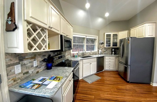 Carroll Cabin | Fabulous Bretton Woods Accommodation with a Hot Tub