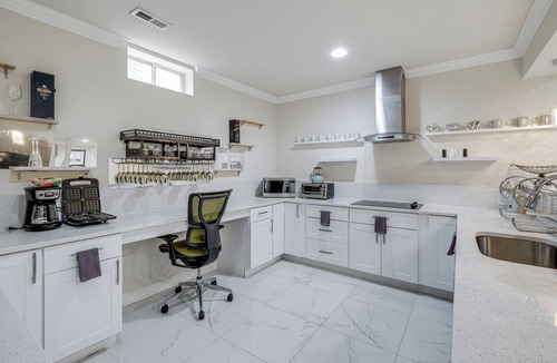Fairland Apartment | Family-Friendly Home w/Foosball in Silver Spring!