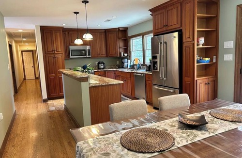 Millville House | Farm Retreat on 10 Acres with Pond and Barn Near Wineries & Harpers Ferry