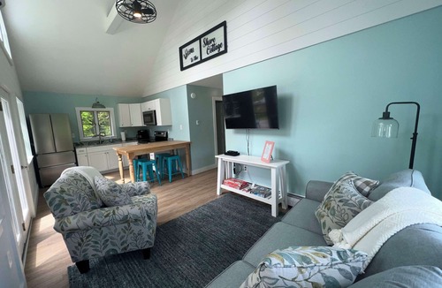 Belfast Hotel | Fireside Inn & Suites - Belfast