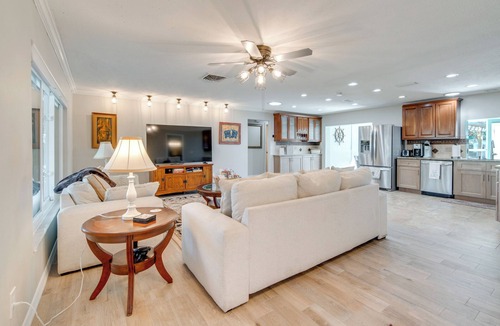 Crystal River House | Fish, Paddle & Explore: Crystal River Gem w/Dock