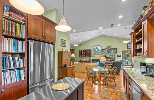 Steinhatchee House | Fisherman's Cove -Waterfront home with private dock on the River sleeps 10