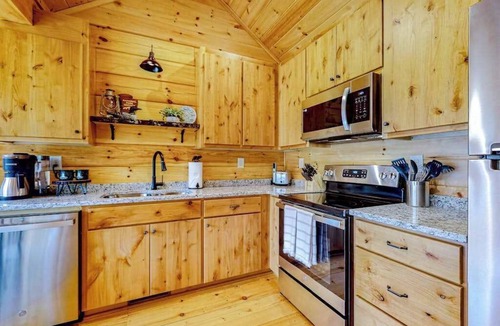 Hidden Lake Cabin | Fishful Thinking Stay