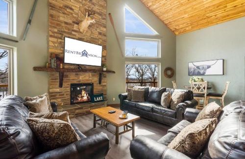 Branson Cabin | FishFul ThinkInn