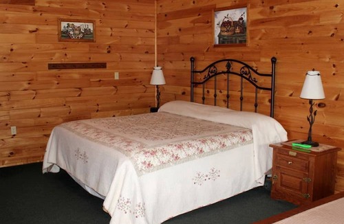 Flintstone Cabin | Flintstone Vacation Rental for the Best Weekend Getaways in Maryland