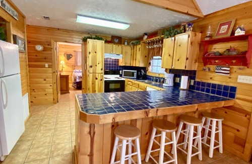Sabinal Cabin | Float 2 Cabin ~ Private Frio River Access @ Comanche Crossing, Cowboy Style!