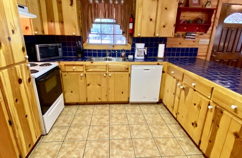 Sabinal Cabin | Float 2 Cabin ~ Private Frio River Access @ Comanche Crossing, Cowboy Style!