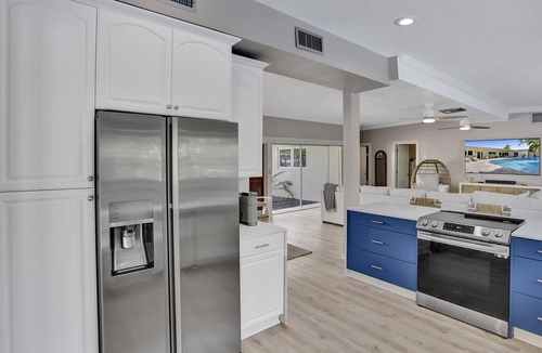 17th Street Causeway House | Fort Lauderdale Beach House with Golf Cart, Pool, walk to beach!