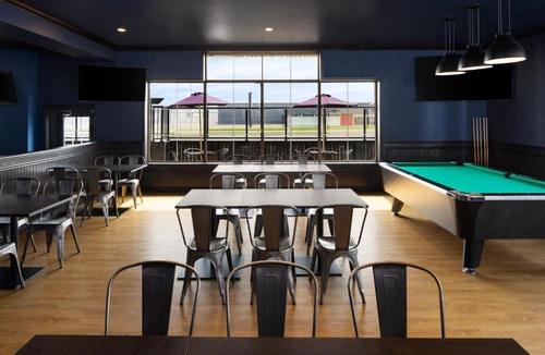 Southeast Edmonton Hotel | Four Points by Sheraton Edmonton South