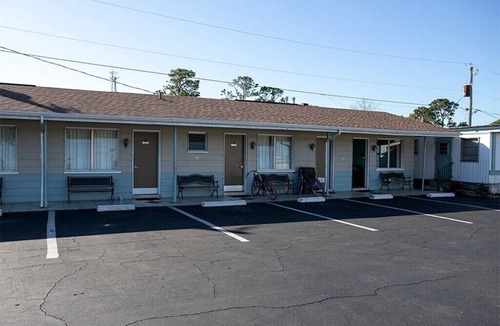 Edgewater House | ❤️FRIENDLY & CLEAN BOUTIQUE MOTEL 6❤️