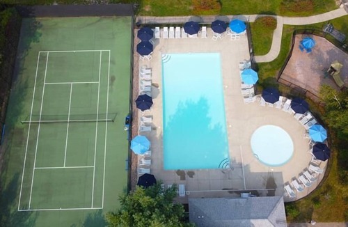 Summer Village Cottage | Fully furnished cottage, minutes from the beach.