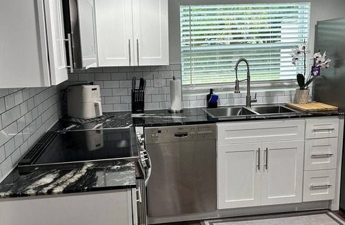 Cocoa House | Fully Renovated Home Near Beach, Port, Cruises & Boat Ramp