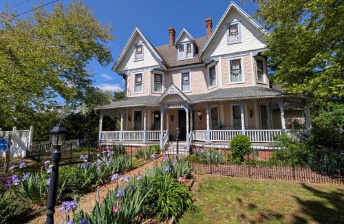 New Church Hotel | Garden and Sea Inn