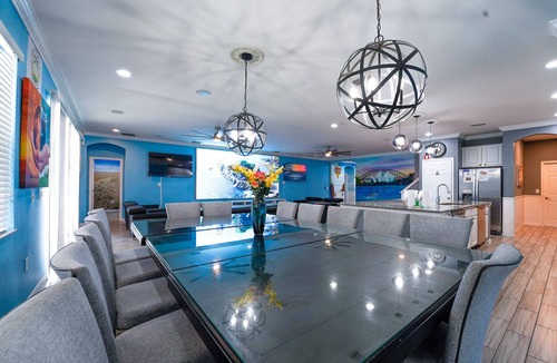 Loughman House | Global Bowling Villa, Sleeps 34