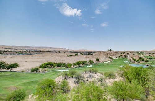 Mesquite House | Golf Course Views & Private Deck: Mesquite Condo!